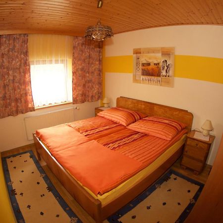 Haus Stoeffler Apartment Reisach Bagian luar foto
