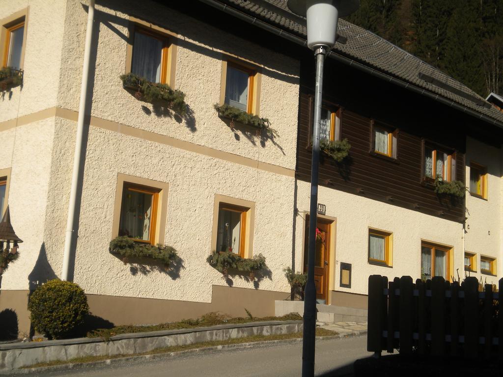 Haus Stoeffler Apartment Reisach Ruang foto